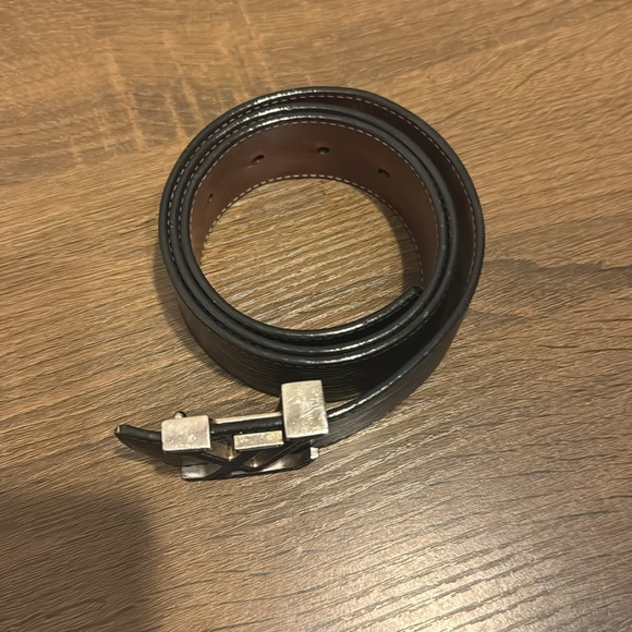 Louis Vuitton LV belt - Picture 2 of 4